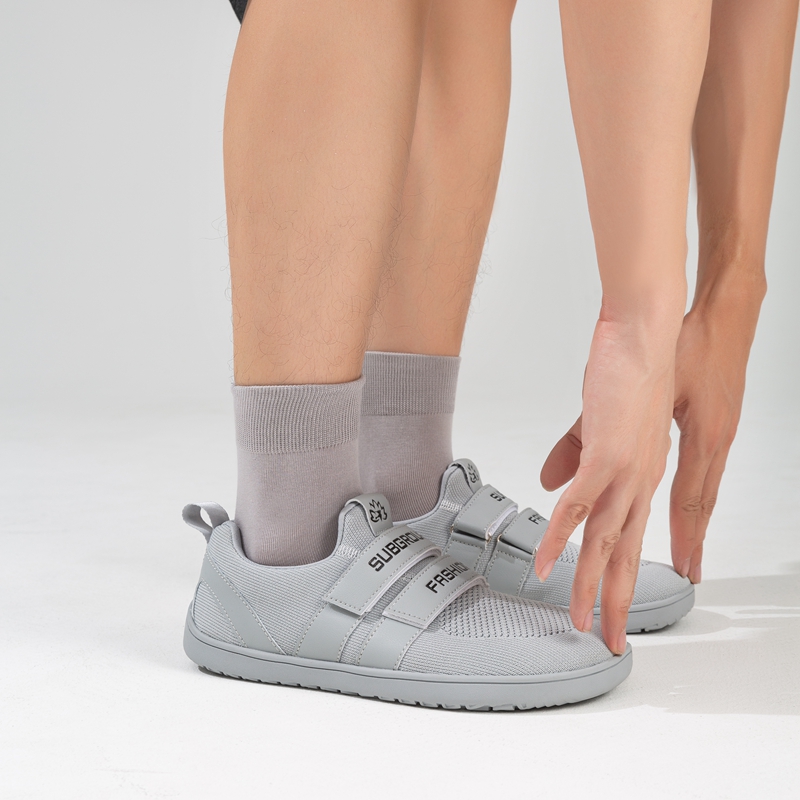 Мужская повседневная спортивна – обзор и цена Men'S Shoes With Velcro